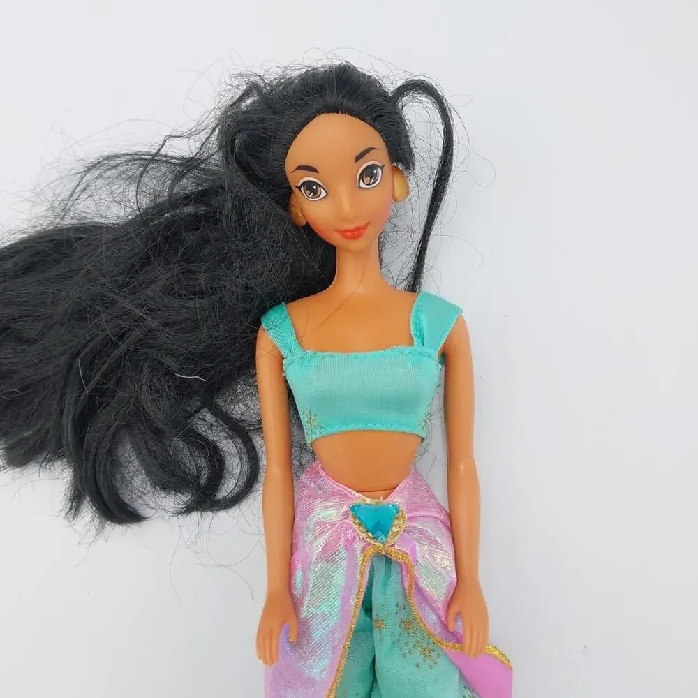 Vintage 1992 Disney Aladdin Jasmine‎ Barbie Doll
